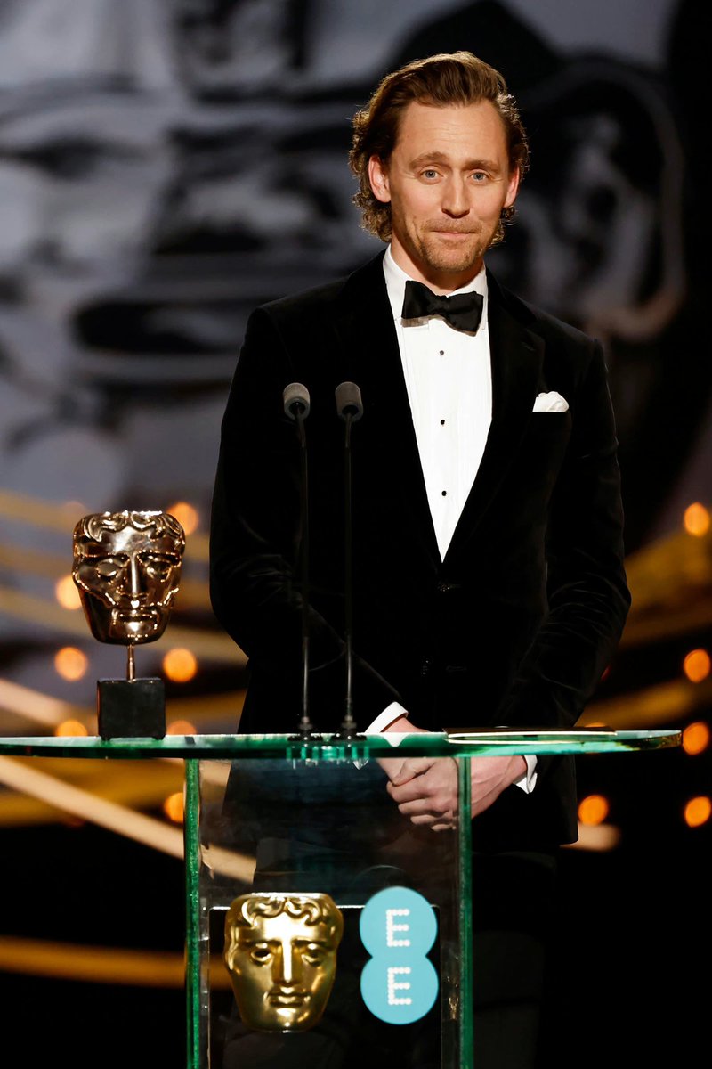 Tom Hiddleston | HiddlesPage tweet media