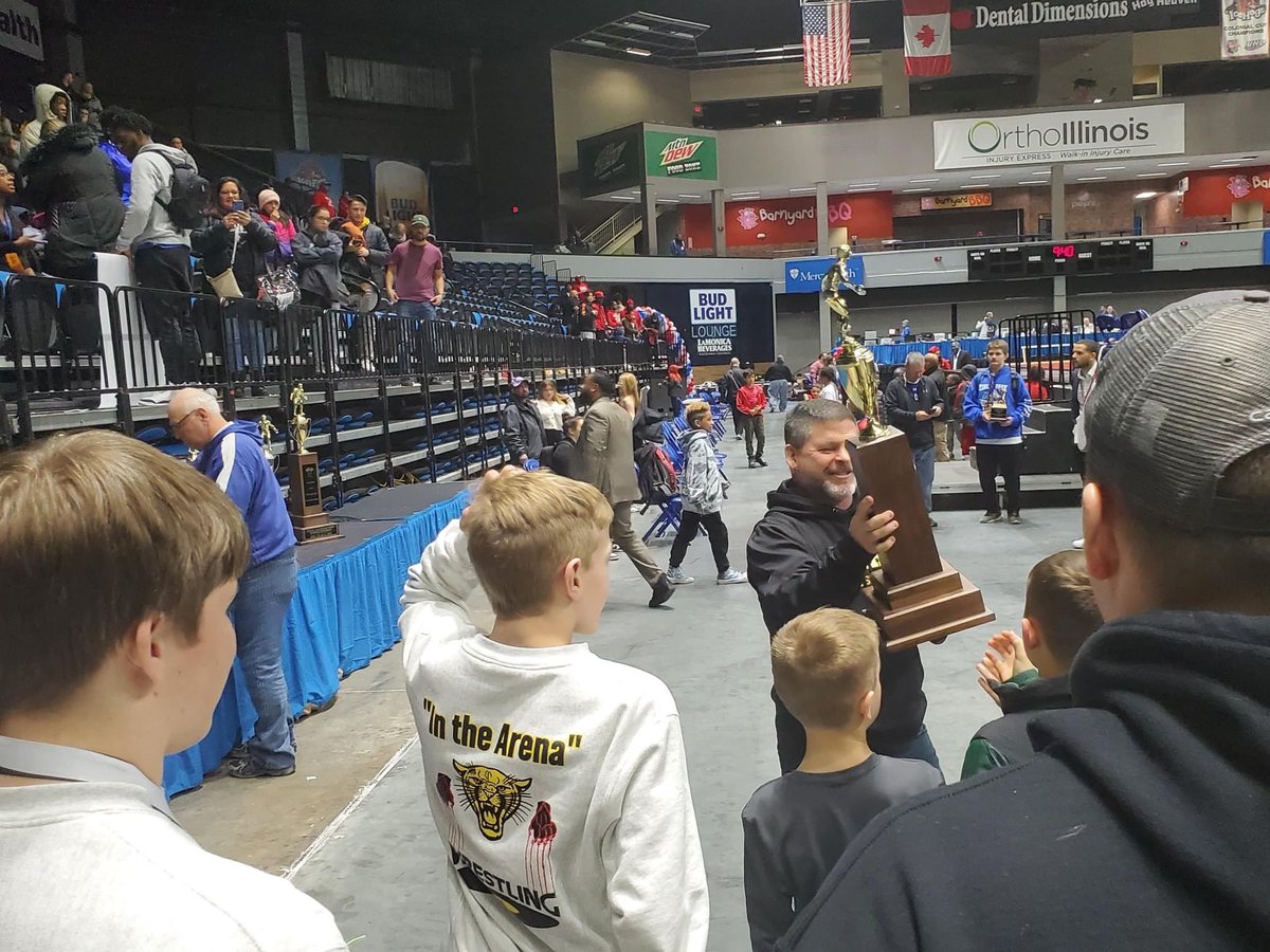 PantherWC_'s tweet photo. Big Congrats to our wrestlers on taking 7th place at the IKWF State Championships. These kids worked hard all year and had a great run in Rockford. It was a lot of fun as a coaching staff to be in their corner all year and watch each one of them grow as wrestlers. https://t.co/bdQEwPCt8O