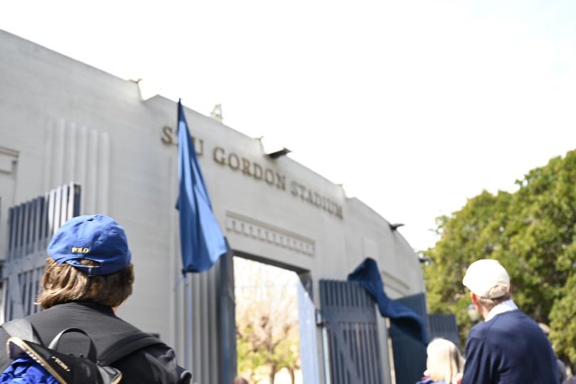 CalAthletics's tweet photo. Welcome to Stu Gordon Stadium! 🙌 https://t.co/wDNUCBp49h