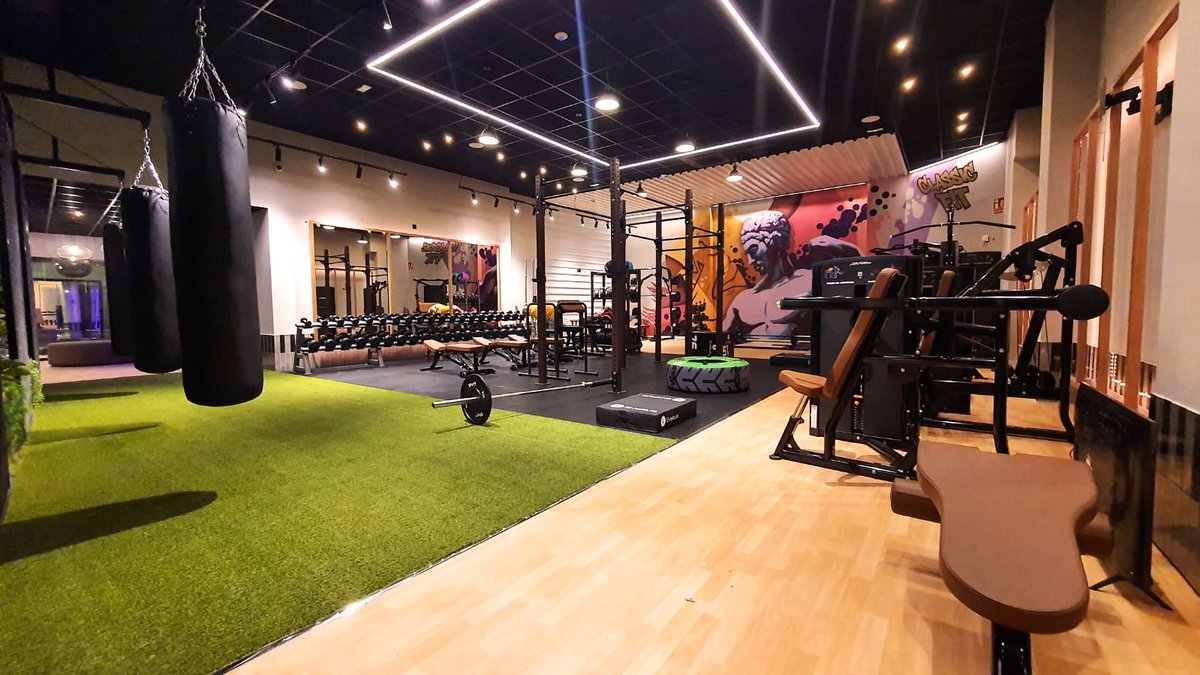 purefitnesscpt's tweet photo. Insonorización de gimnasios https://t.co/Arz5hci3KG https://t.co/6kf8A5GbGj
