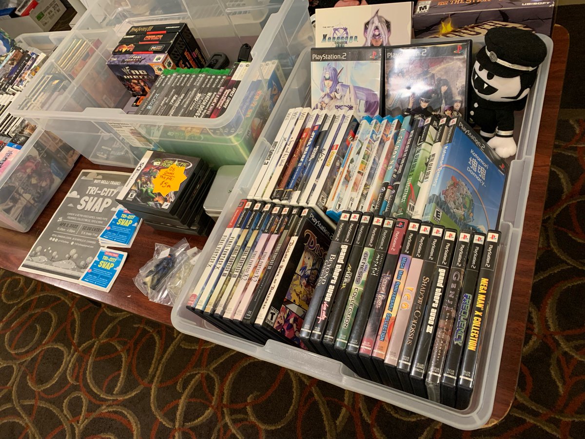 TriCitySwap's tweet photo. Lots of great stuff at the Stratford Game Swap today! Only three weeks left before the TriCitySwap! Can't wait to see everyone there! https://t.co/R2u3TFNCCj