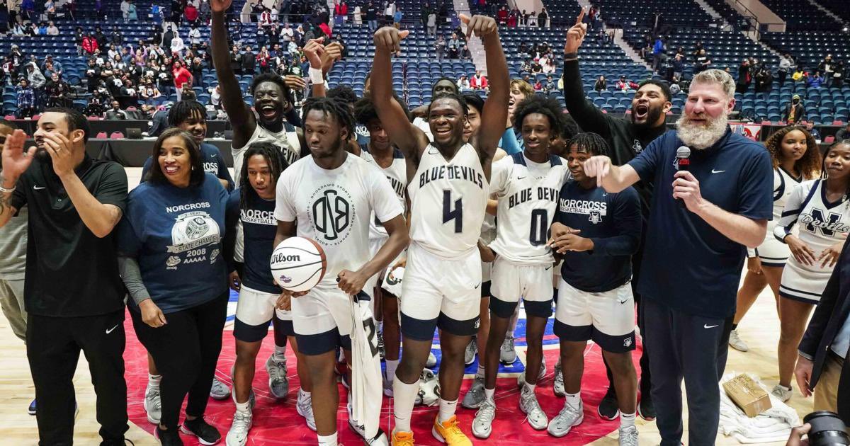 CoachDHerb's tweet photo. In 2011 I won a state championship with @NorcrossHoops! 11 years later I got the opportunity to come on staff and we made it to the top of the mountain again! So glad these guys got the opportunity to know what it takes and what it feels like to be a CHAMP! 🏆🥇 #GODISGOOD https://t.co/tzUp8Khwj7