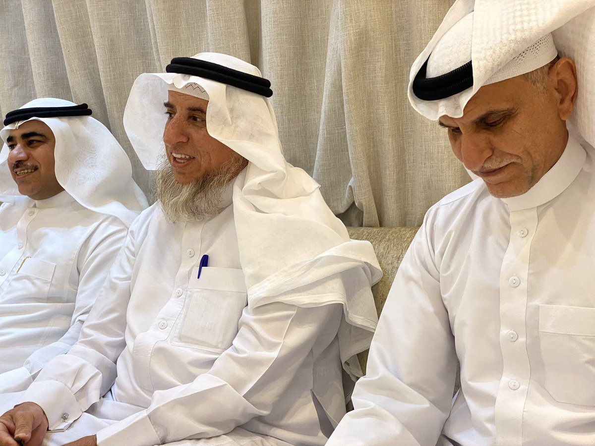 faisalallebdi's tweet photo. سعدت هذا المساء بعقد قران ابنتي إسراء على الشاب أحمد سعد المرامحي ،ابن أخي ورفيق دربي ،وازداد الفرح سرورًا بمشاركة أخي الشيخ عبدالله العقيل@majaheem لنا في هذه المناسبة ،بعد أن منّ الله عليه بالشفاء .داعيا الله أن يوفق العروسين في حياتهما ويرزقهما الذرية الصالحة https://t.co/lrzCIOwHD1