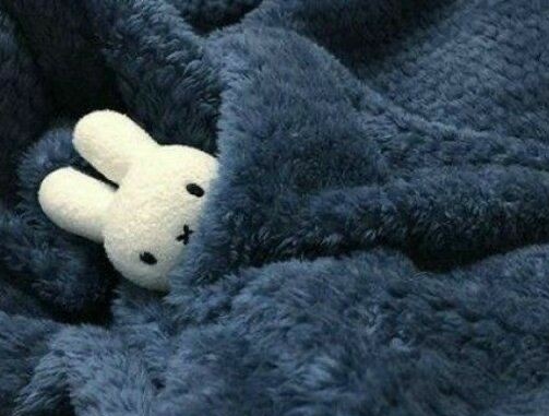 artpiles's tweet image. she's just like me