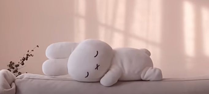 artpiles's tweet image. she's just like me