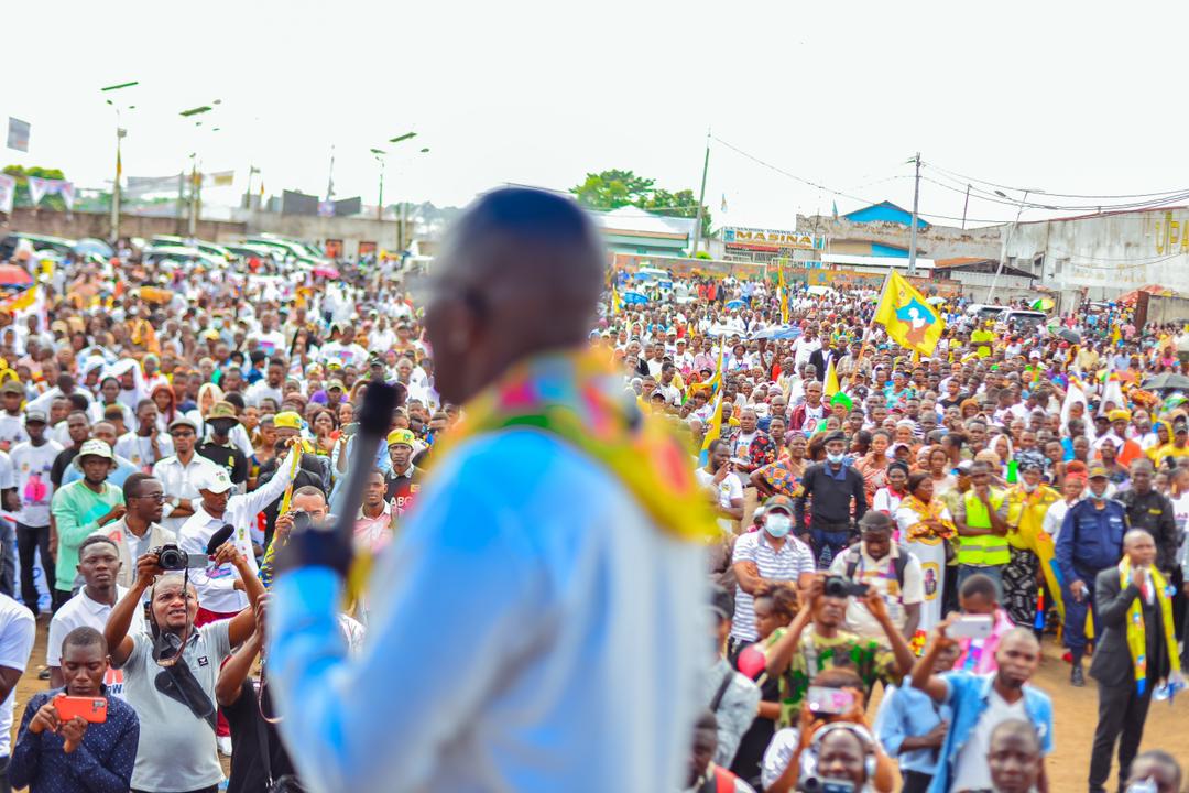 jonathan_wata's tweet photo. Les temps forts de notre meeting au terrain municipal de #Masina. J'ai invité la population de #Tshangu d'être #toujours fidèle à l'#ABG. #Tshangu, c'est la terre natale de l'#ABG. https://t.co/rVNndqtdH5