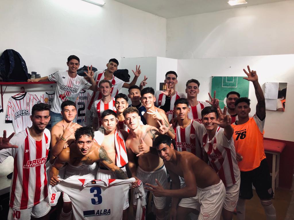Por un 2022 juntos y lleno de alegría 💪⚽🤞