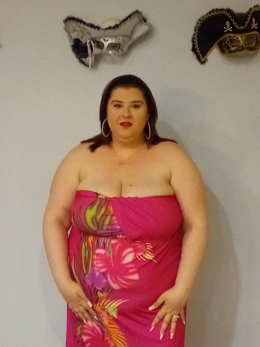 Happy Sunday everyone. Should i let the girls out for you to see? https://t.co/57c43T65rn<a href="/tag/mvsales"class="tags"><span>#mvsales</span></a>