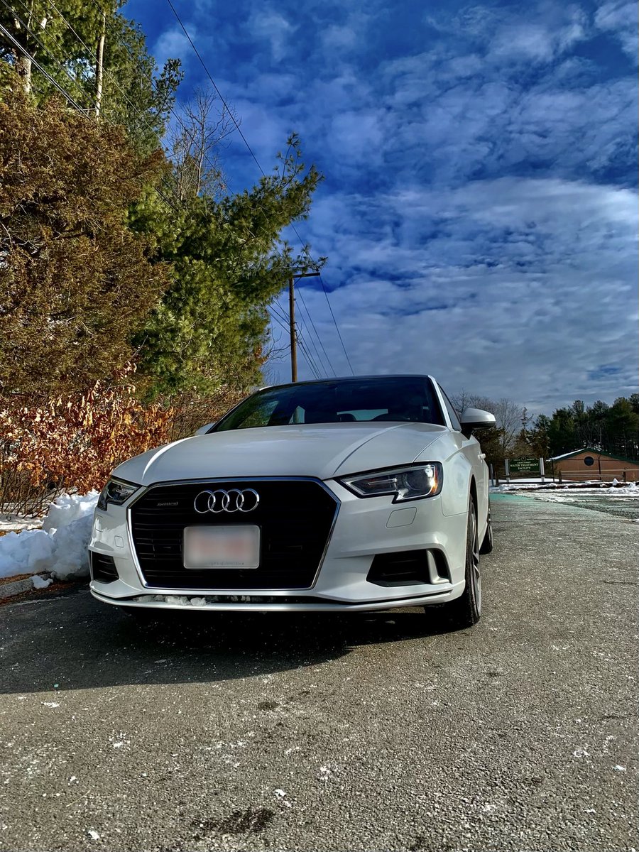 KheyraCollado's tweet photo. A3 Audi https://t.co/Z4DLofCwQr