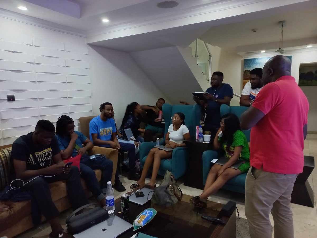 TediAfrica's tweet photo. We had an interactive and engaging session on Executing for Exponential Growth at the Management Retreat of @BundleAfrica in March 2022. https://t.co/5iDKpjnElk