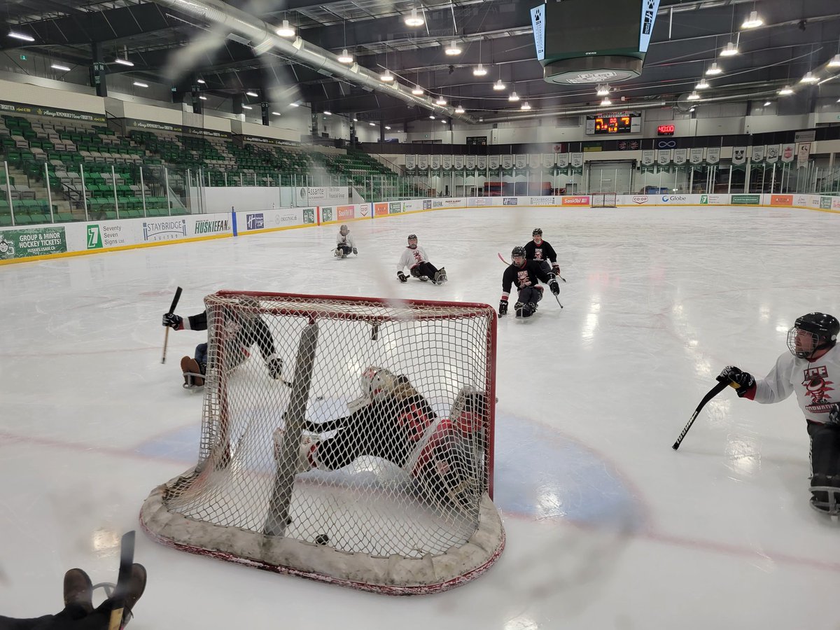 IceTornadoes's tweet photo. Check out these snaps from our second-last practice before westerns this a.m.! https://t.co/kLjIq4bPdD