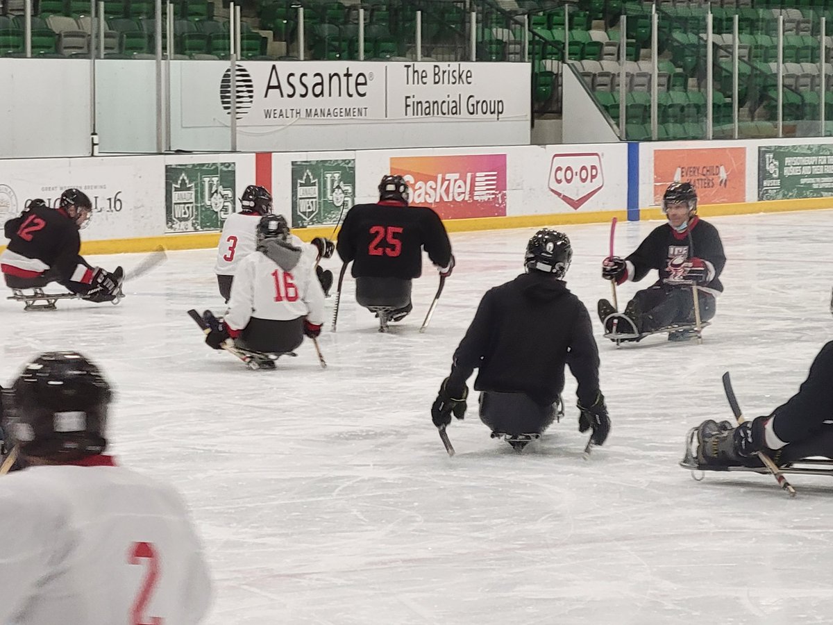 IceTornadoes's tweet photo. Check out these snaps from our second-last practice before westerns this a.m.! https://t.co/kLjIq4bPdD