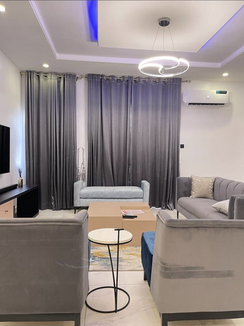 euphoriahomes's tweet photo. 3 bedroom shortlet in Oniru 😍 

Sweet, gorgeous and classy 😍😍
Price: #100,000

#shortlets #apartmentsinlagos #EricaAt28 https://t.co/jeYbOFOEqj