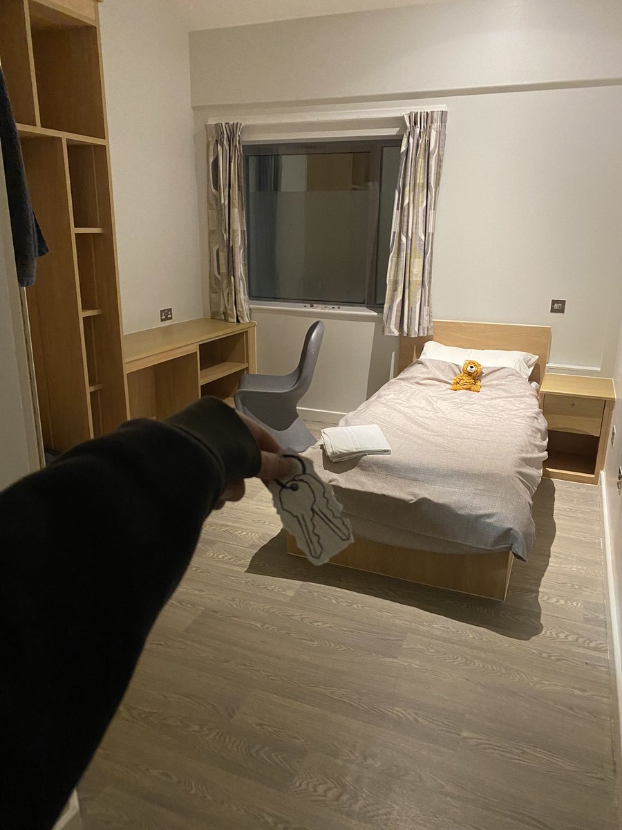 VlLLAlNKlDS's tweet photo. after years of hard work and saving, i was finally able to afford my own place today 😌✨ https://t.co/Pt2bMAJOnY