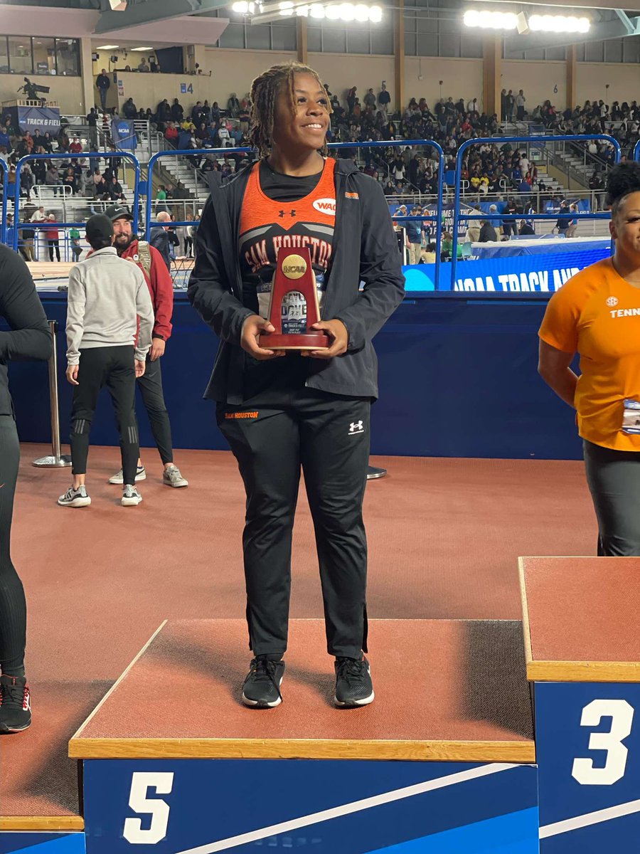 SHSU Throws tweet media