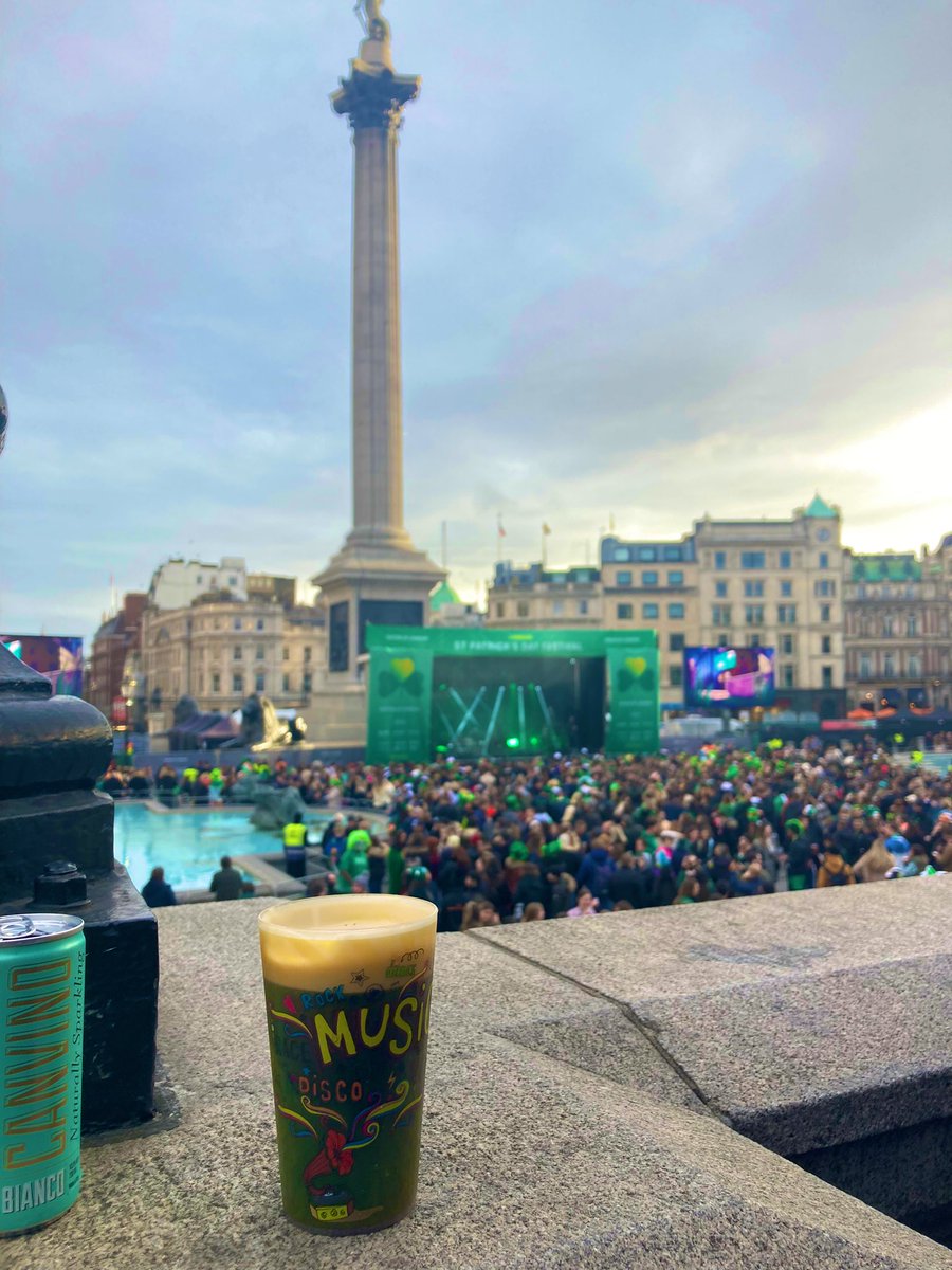 claire_tigher's tweet photo. āSing all your troubles awayāšµ giant singalong in Trafalgar Sq for #StPatricksDay festival 2022š„³ thank you to all involved from @MayorofLondon to @LDNIrishCentre to @irishinbritain - an atmosphere of real joy ! Enjoyed my time at @MyICCLondon stand tooš»š¬#StPatsLDN https://t.co/e7vSvlkwAw