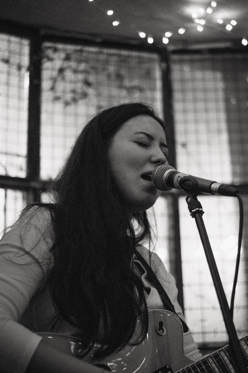 lotideco's tweet photo. Another delightful acoustic night down Captain's Bar in Stoke. 

Thanks to all involved - you were magnificent.

See you at the next one 🌴 https://t.co/LwXKZbRjOT
