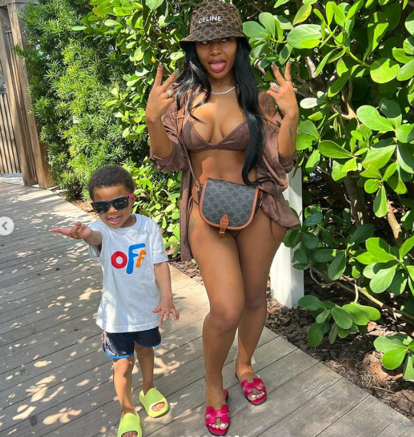 BlessingWayda's tweet photo. Mama Jayda and Baby LA https://t.co/J3B5ZKq29k