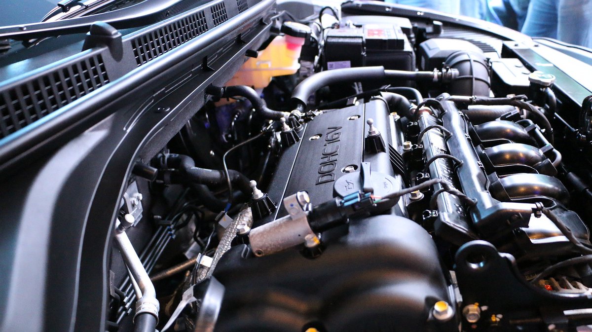 EngineeringAlls's tweet image. How To Clean The Crankcase Ventilation System Of A Car Engine engineeringall.com/easy-way-to-cl… #AutomotiveEngineering #FAQsFrequentlyAskedQuestions #avehicle