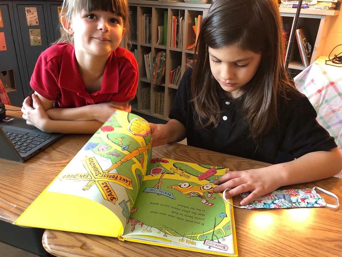 PSE3rdGrade's tweet photo. Book buddies (some 1st and 3rd graders) sharing the love of reading on Friday afternoon. https://t.co/WkMeGesJu5