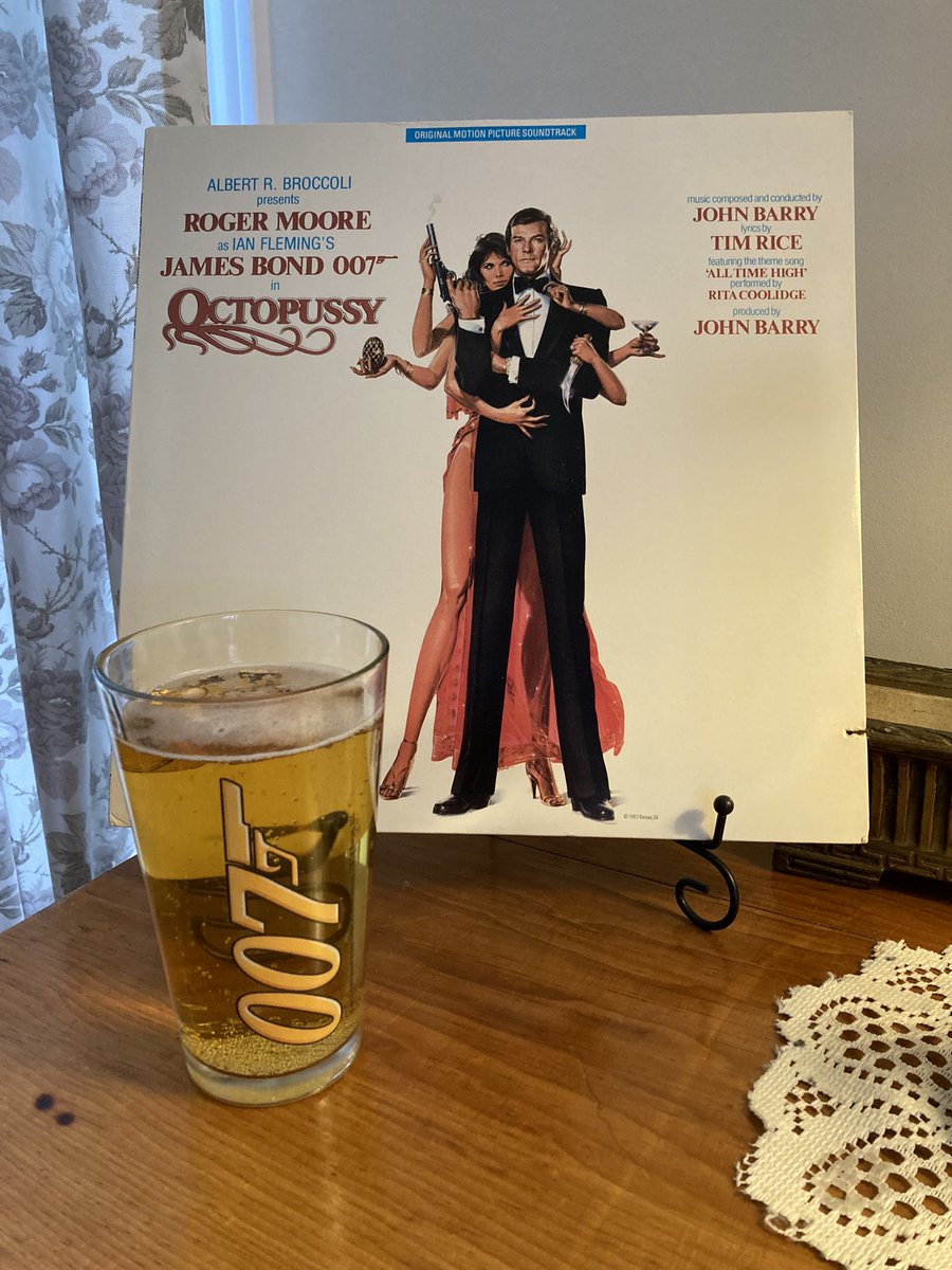 Matt Storey (@mattstoreyradio) on Twitter photo #bondvinyl and a #pint …hey, we’ve all gotta be a nerd about something 😎 <a href="/Kirk9580/">Andrew Harrison</a> <a href="/moore007please/">moore007please</a> <a href="/AliBondGirl/">Ali</a> #bondvinyl and a #pint …hey, we’ve all gotta be a nerd about something 😎 <a href="/Kirk9580/">Andrew Harrison</a> <a href="/moore007please/">moore007please</a> <a href="/AliBondGirl/">Ali</a>