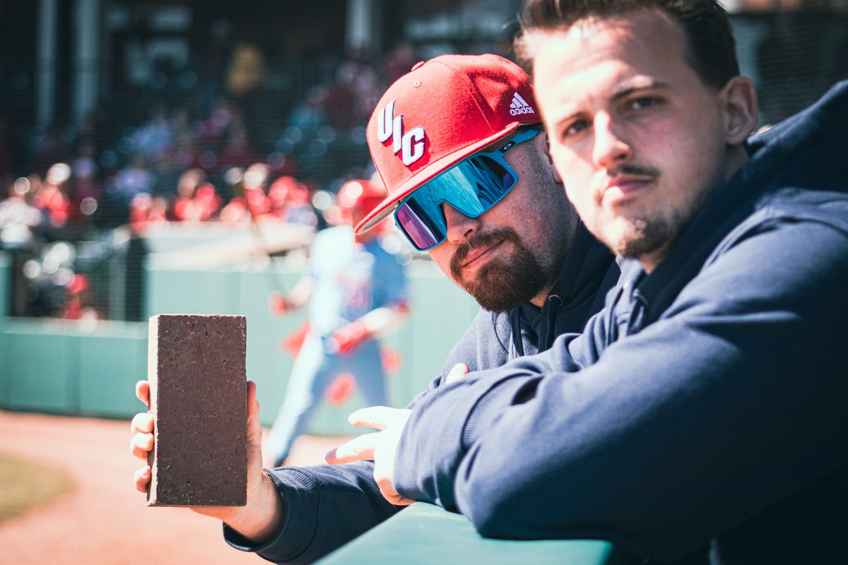 UIC Baseball 🔥⚾️ tweet media