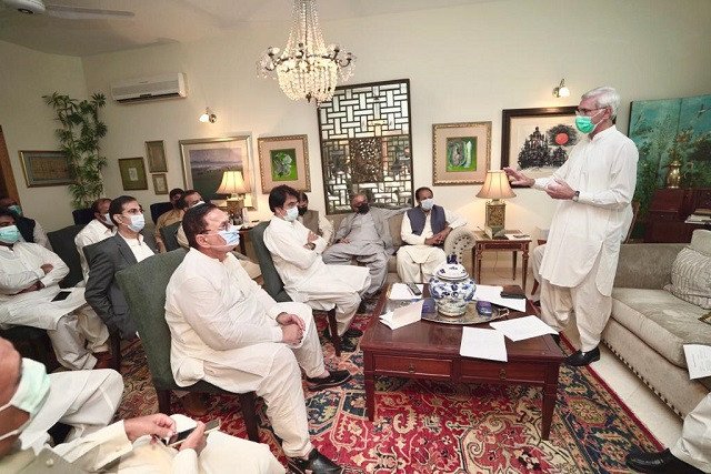 Nawaiwaqt_'s tweet photo. جہانگیر ترین آج گروپ ممبران سے مشاورت اور خطاب کرینگے
https://t.co/ZG2Pdel5f5
@JahangirKTareen #Tareen #Group #Meeting #Convened @PTIofficial @GovtofPakistan #NewsPaper https://t.co/j6EUnrxF0X