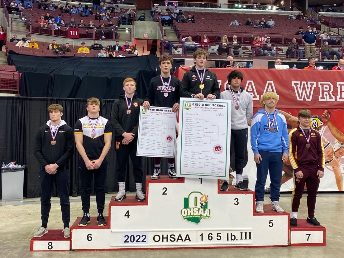 carter_chase3's tweet photo. I finally did it. STATE CHAMP! https://t.co/xO7r7cGUA9