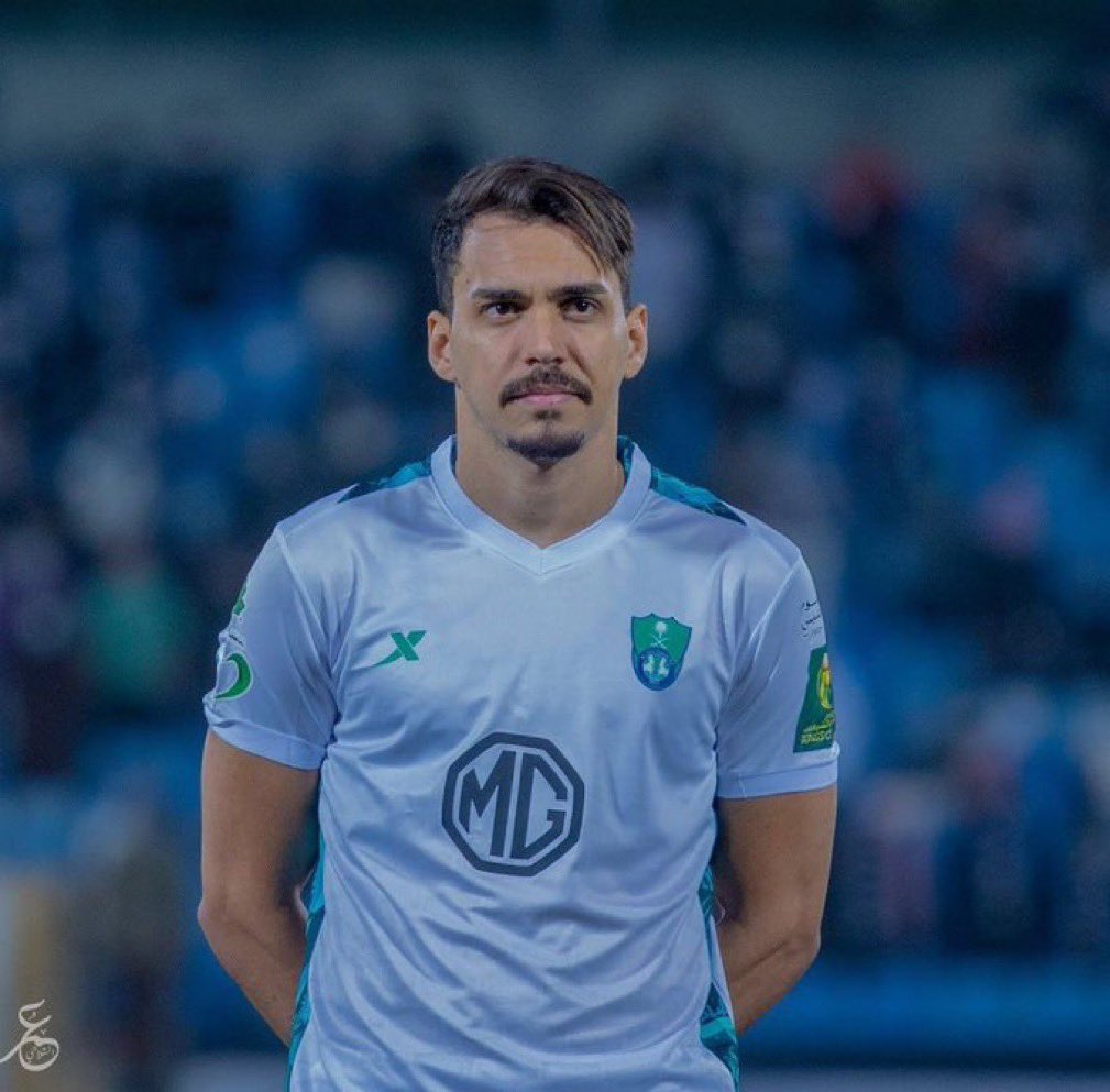 🚨- متداول ..|
- غياب كارلوس ادواردو عن مواجهة #الهلال بسبب الاصابة ..|
