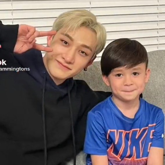 hwngified's tweet photo. he’s just meeting ppl bro 😭 https://t.co/CrP43OOz6o