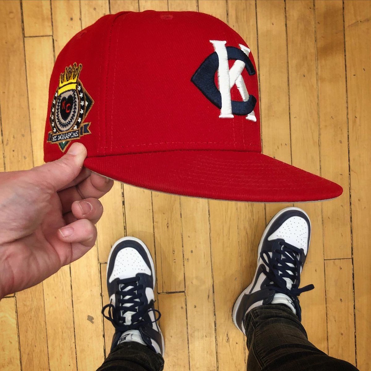 jaylaw22's tweet photo. ๐ฏ๐ฏ๐ฏ #kicksandcaps #sidepatchsaturday #ladiesrockfitteds https://t.co/KhIkXSXYTN