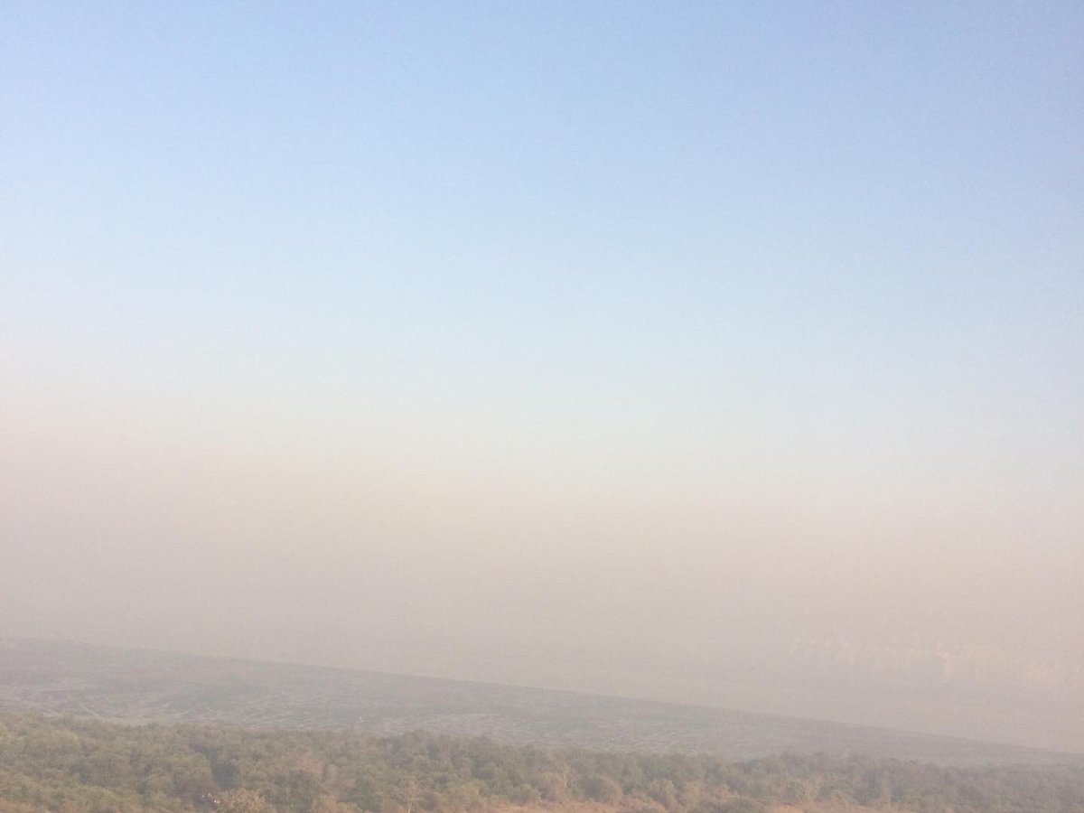 CaptRajeshwar's tweet photo. Seeing lot of post regarding Kapil Sharma ! Who is he ! Not seen in any forward border posting ? #capt #KashmirFiles #gonewithwind https://t.co/eFWD1xoxMR