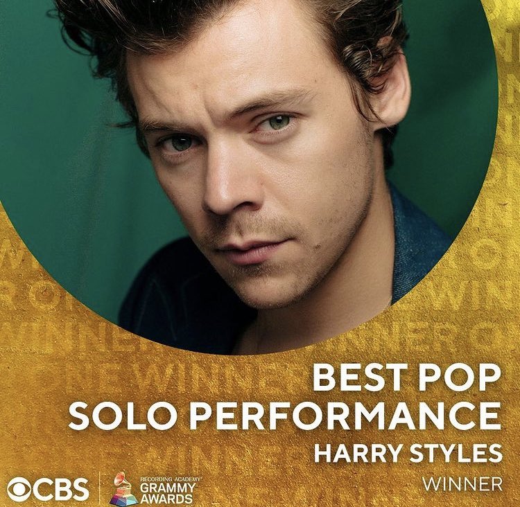 teamhsnews's tweet photo. 🔙| Hace un año, Harry Styles ganaba su primer Grammy a 'Best Pop Solo Perfomance' con 'Watermelon Sugar'. Sabemos que este solo es el primero de muchos premios, este año es de él y no podemos esperar! https://t.co/LcYfyNi3AX
