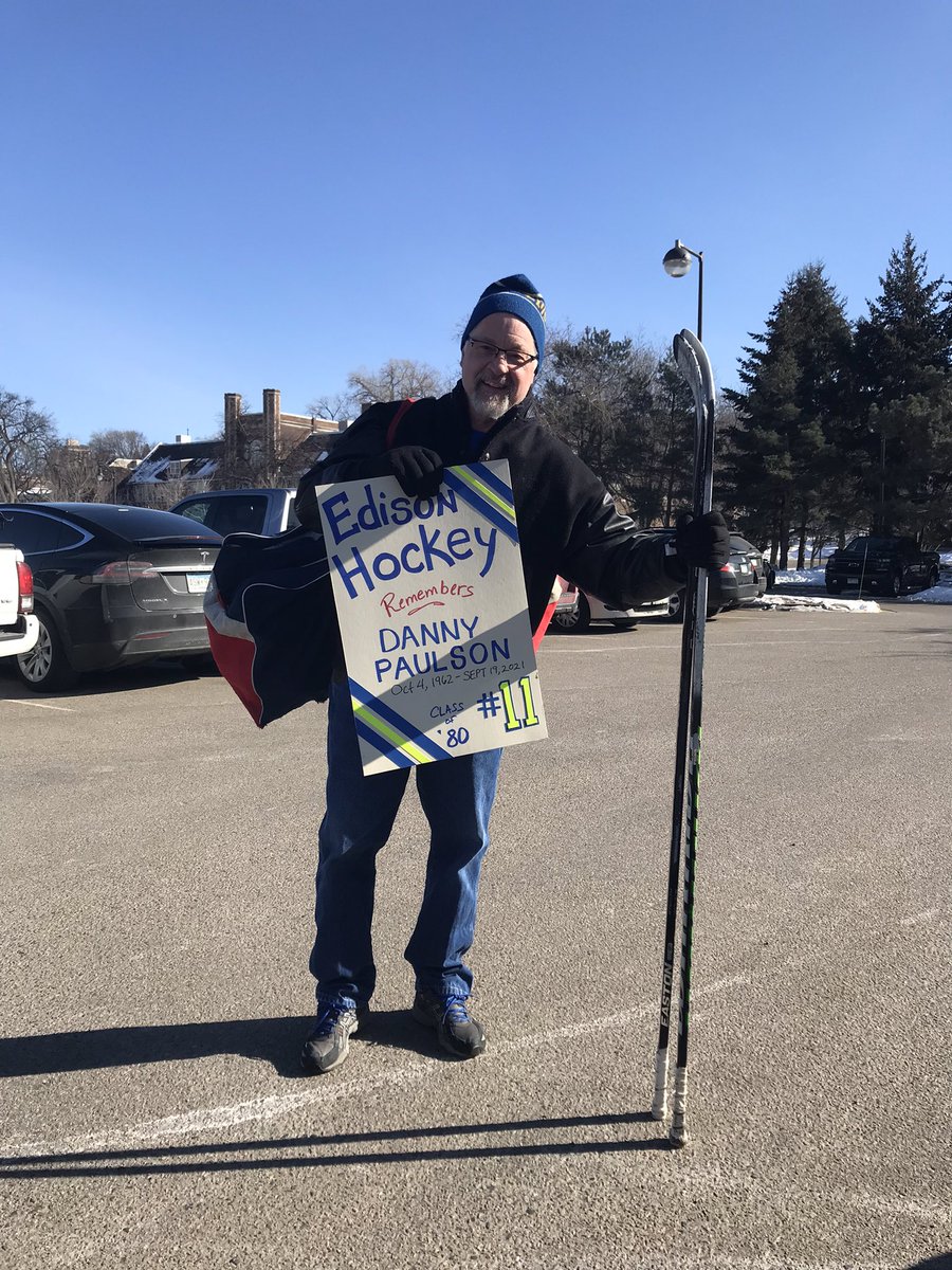stutodden's tweet photo. Here we go #edisonalumnihockey https://t.co/CzpLI8ZZkT