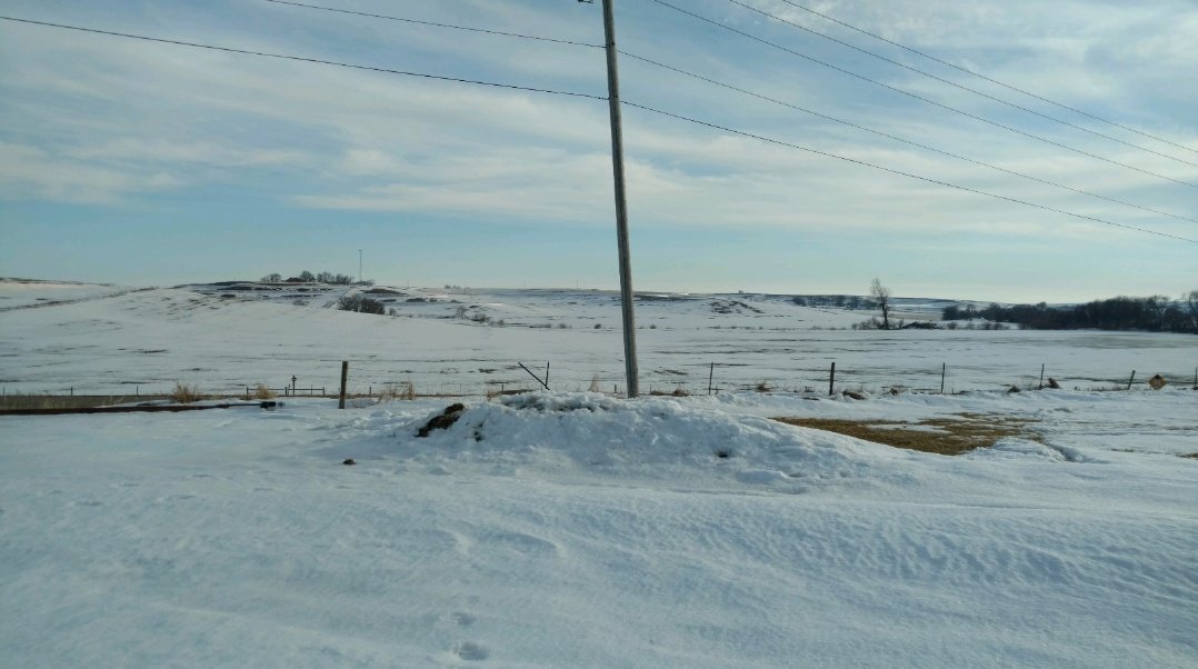ufsllc's tweet photo. @dane_berggren Went from a winters worth of snow cover to bare ground in 24 hours https://t.co/QUhoj19Egl