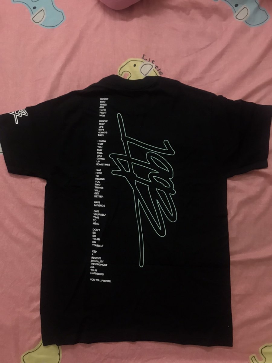 2001AMY_YG's tweet photo. ปล่อยเสื้อ #XC3  ค่ะ มือ1ไม่เคยใส่เลย ได้มา 1800  ปล่อยต่อ 1600 รวมส่งค่ะ ไซส์M    ทักdmเพิ่มเติมได้ค่ะ https://t.co/OvisL5DTUT