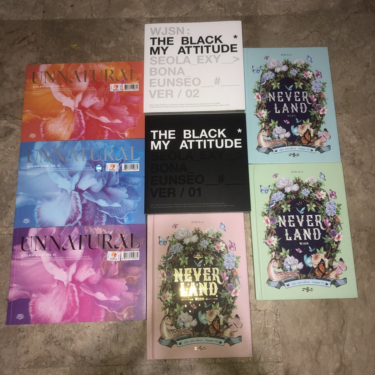 _Ajaaja's tweet photo. Here po yung ibang unsealed albums na binbenta ko po~

Nct wayv bts enhypen nct dream nct 127 wjsn https://t.co/HGVKAbex1j