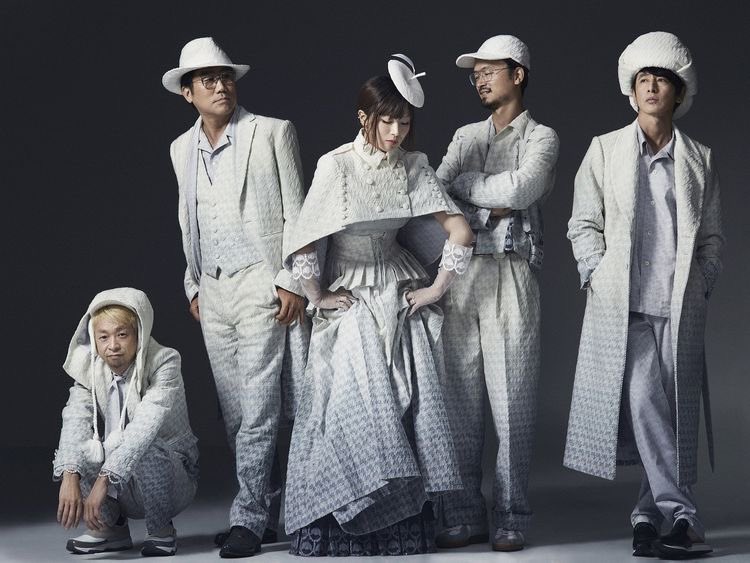 ocean_daa's tweet photo. 冷静に考えて5人全員作詞作曲できるの強すぎるんだよな https://t.co/uZn4XsnChM
