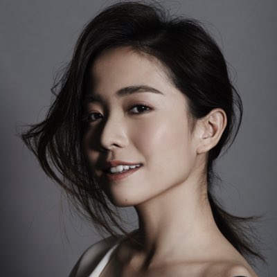 emilyzying's tweet photo. It’s been awhile so here I am #NewProfilePic 😘 

#MondayMotivaton https://t.co/v43bx6NvxS