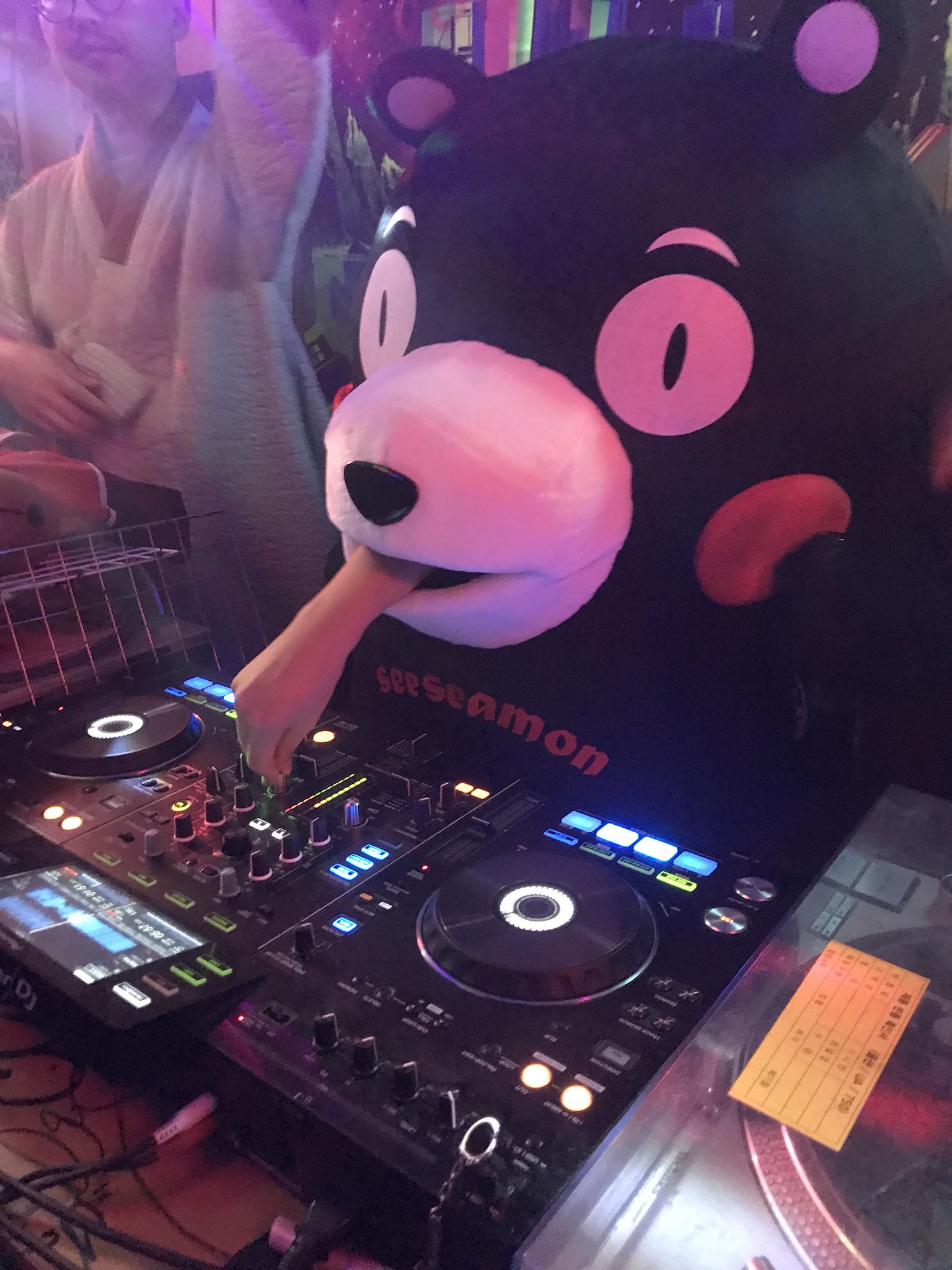 話題 くまモンの口から人の手が 放送事故すぎてヤバい 話題の画像プラス