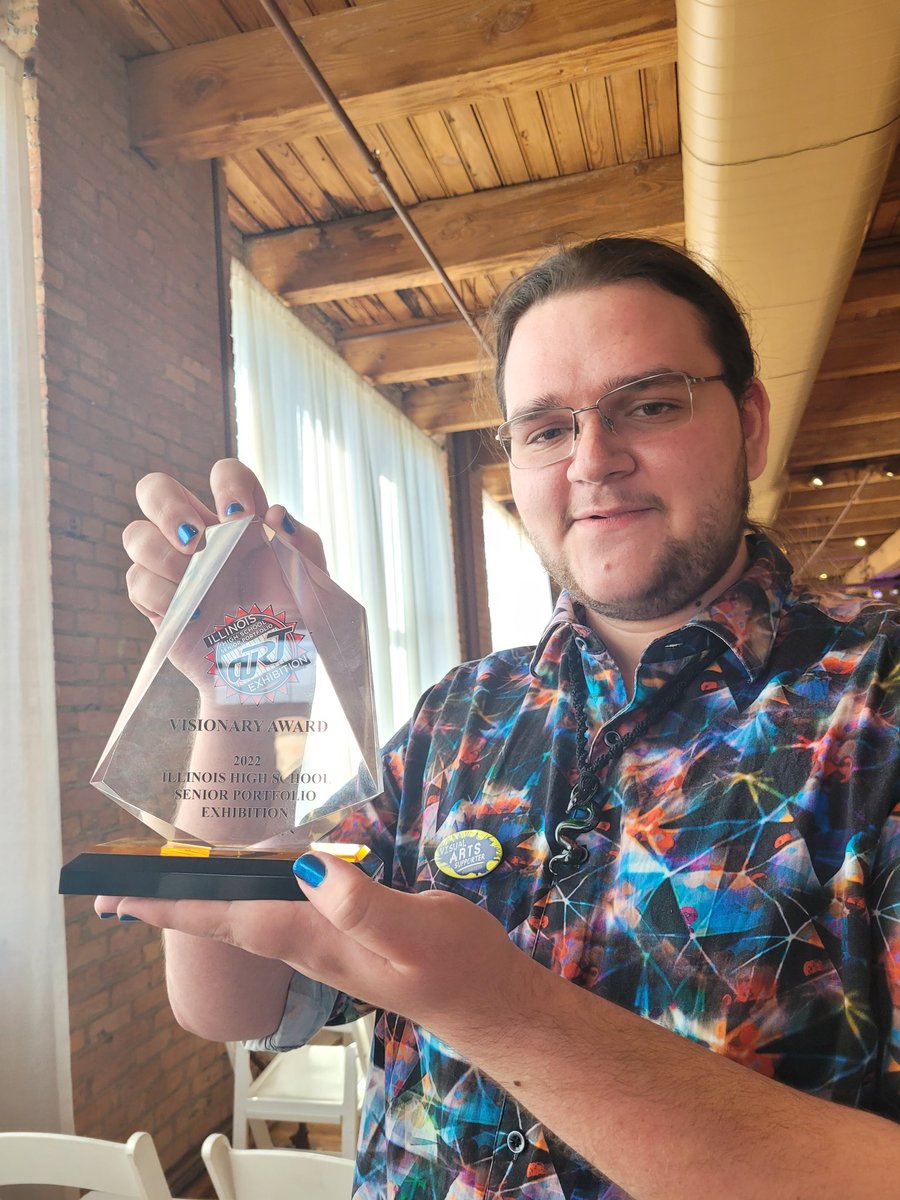 <a href="/Wheeling_Cats/">Wheeling High School</a> WHS senior, David Petratos, just won the Visionary Award at today's artconnected.org event!!!!!  David, it has been an honor being your teacher these past 4 years!  # proud <a href="/D1a1v1e11/">PetRat Productions</a> @jercook73 <a href="/d214finearts/">d214finearts</a> <a href="/AUD214/">Arts Unlimited D214</a> <a href="/JBaleArt/">JBaleArt</a> <a href="/coachcaz214/">Catherine Zaworski</a>