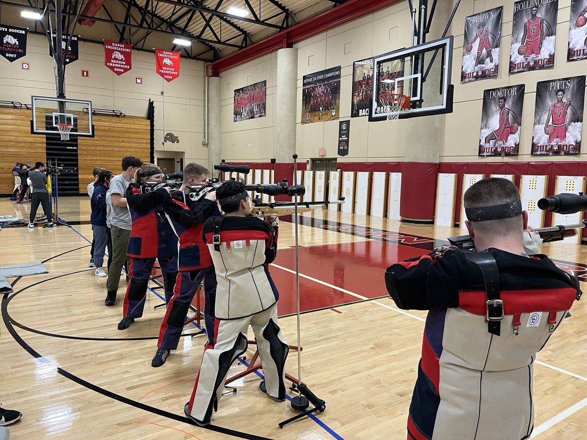 paynejt's tweet photo. @drclarkharrell SCHS JROTC Rifle,Drill, Color Guard, Robotics, and Academic Teams compete in 7th Brigade Regional Meet at Ft Knox. 2d place in Rifle and 3d place in Color Guard &amp; Robotics. Proud of these “Hawk Strong” students! https://t.co/HHpLZVumST