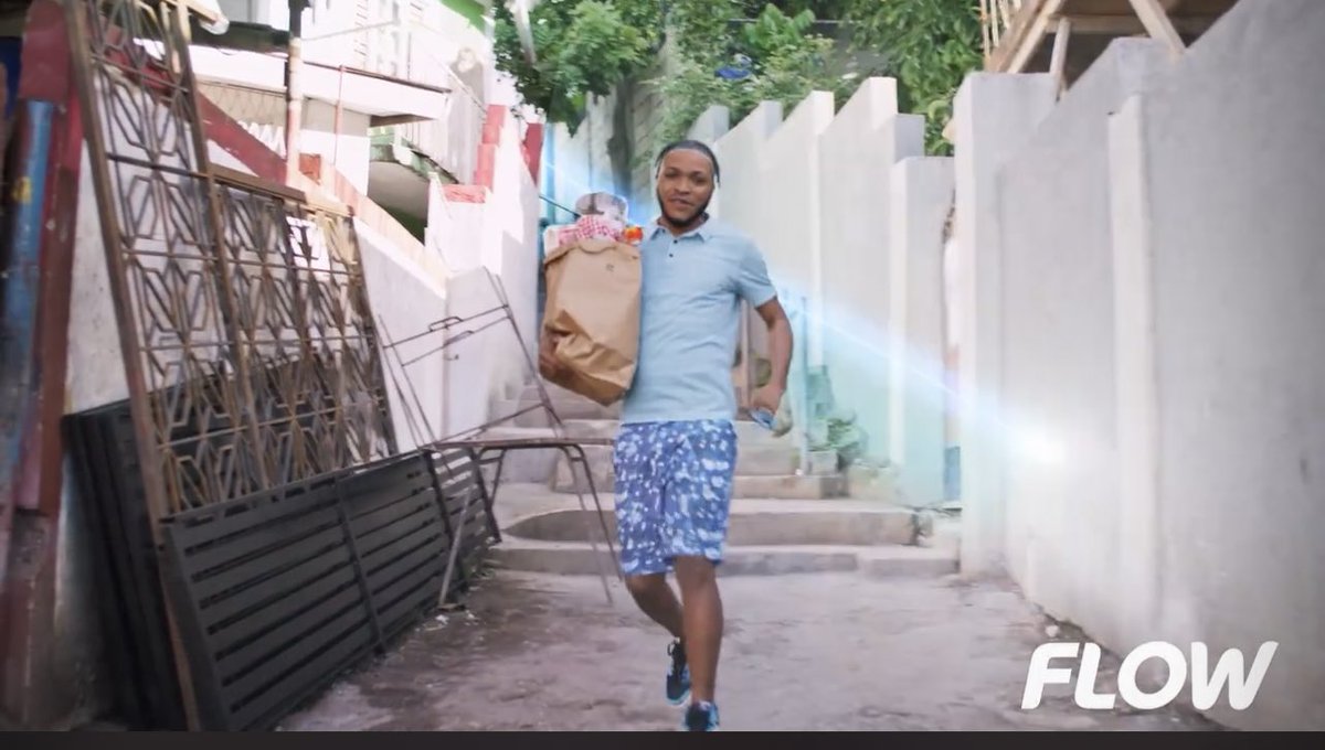 DKAstrology's tweet image. 🤔Narrator:
&quot;... little did he know that his life was not about to be a non stop flex.
 Let me take you back where it all started, with signal drops, rains disrupting service and slow flow&apos;s rudest customer service agents ...&quot; #slowflow  #FLOW