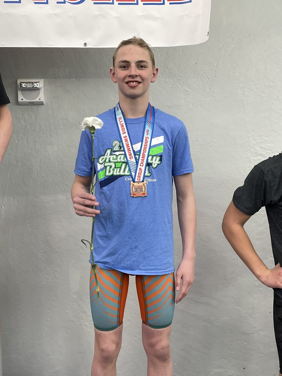 AcademyBullets's tweet photo. Brayden Capen finishes off the meet with a 🥉in the 13-14 500 free #AGState https://t.co/pqFjlQVdWw