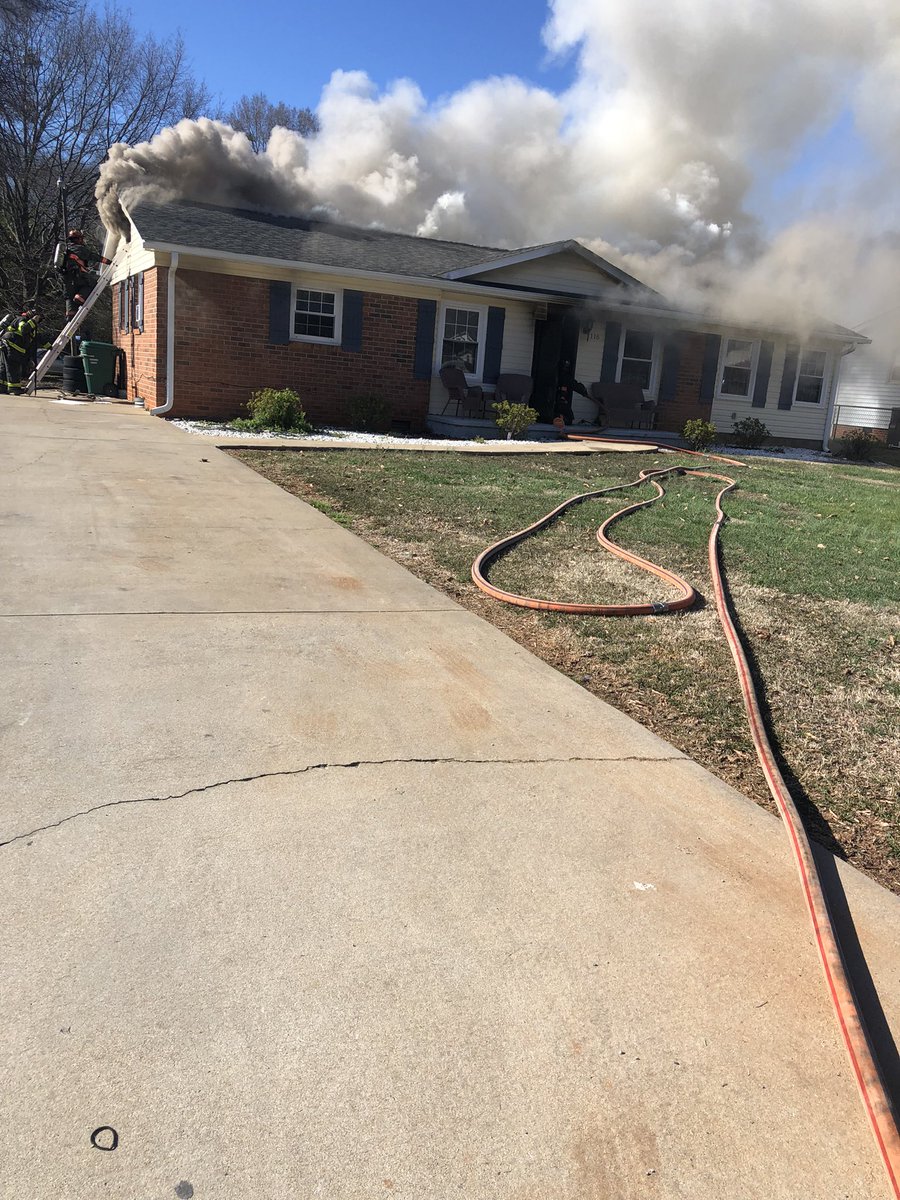 GFDTRAINING's tweet photo. Gaffney firefighters with another working fire. Fire marshal is investigating and no injuries were reported @GaffneyFire  @Gaffney_Ledger https://t.co/gHLdrTH1Uh