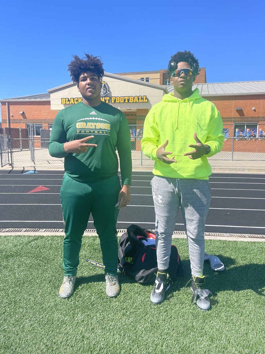 GrindFactory7v7's tweet photo. #LinemanWork #GrindFactory https://t.co/jtvMgbjv5S