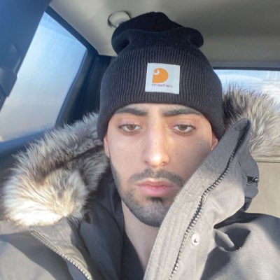 AJSaroki's tweet photo. #NewProfilePic https://t.co/rUarGCinwP