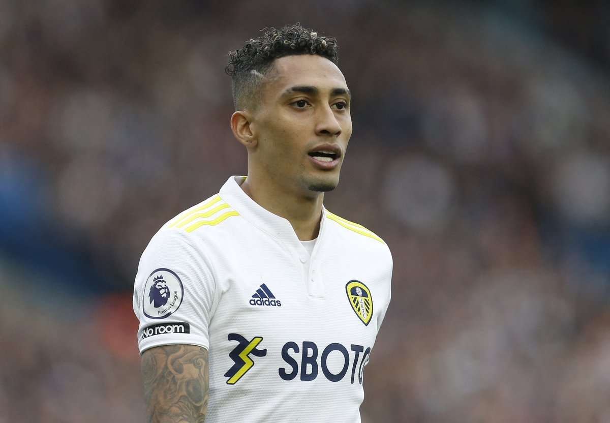 OfficialFPL's tweet photo. SCOUT: Raphinha (£6.5m) created 4️⃣ chances in #LEENOR and earned ☝️ assist

Ahead of a match against Wolves in GW30, the Brazilian showcased his all-round attacking potential also taking 3️⃣ shots and 4️⃣ corners

#FPL https://t.co/YzWSZ5DQSP
