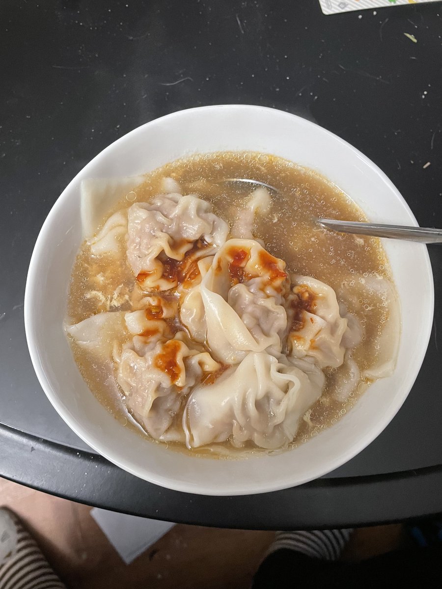 meixianme's tweet photo. ranwan dumpling soup! recipe by @serotocin38 in #kitchentails zine! https://t.co/hJnfgW3TN7