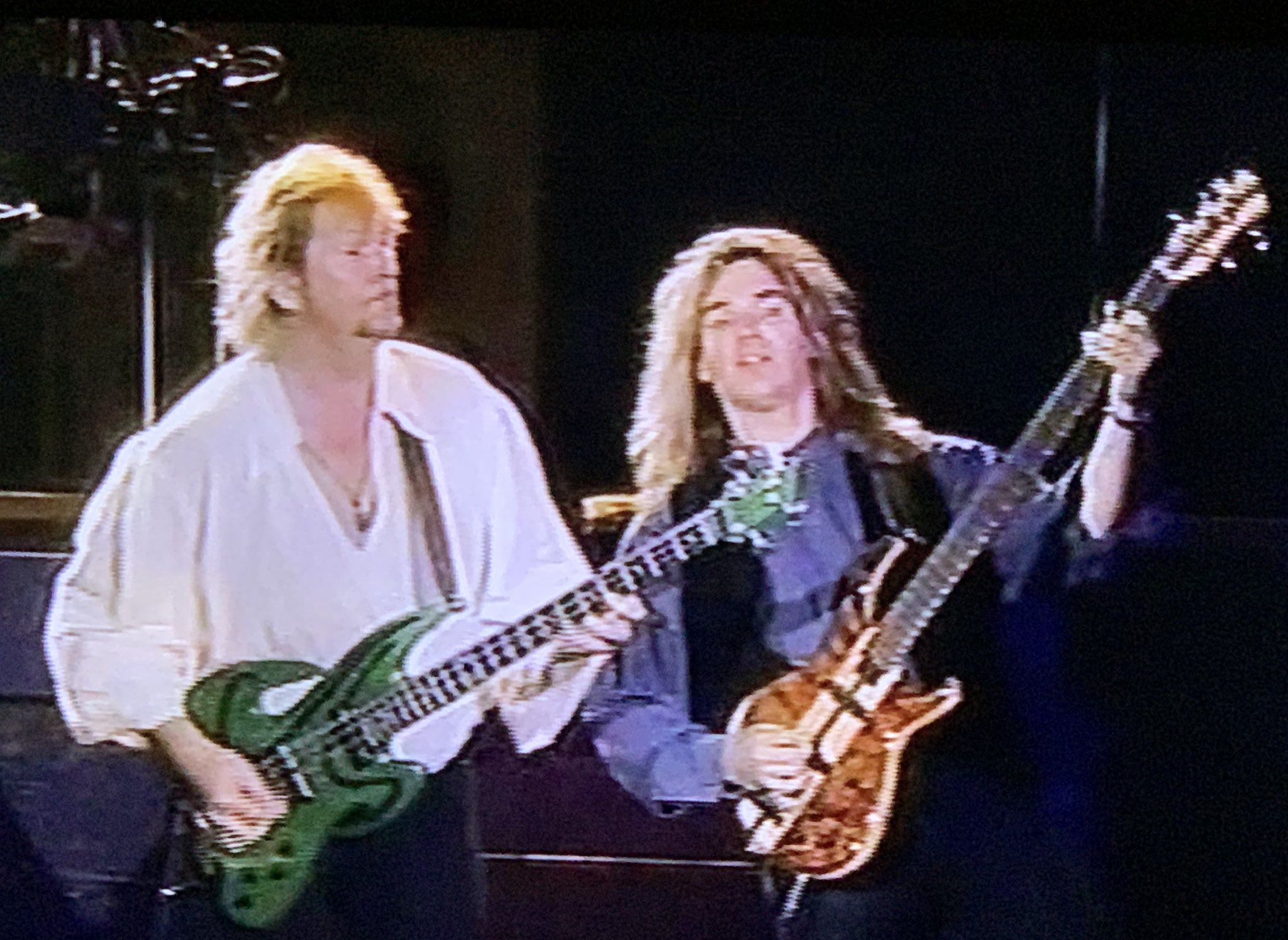 Happy Birthday to Billy Sherwood of Yes   It s his 57th. birthday today.  